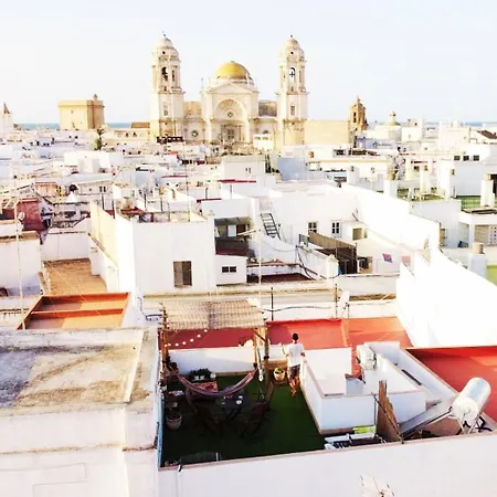 Bright With Ac And Rooftop Terrace In The Heart Of Homestay *