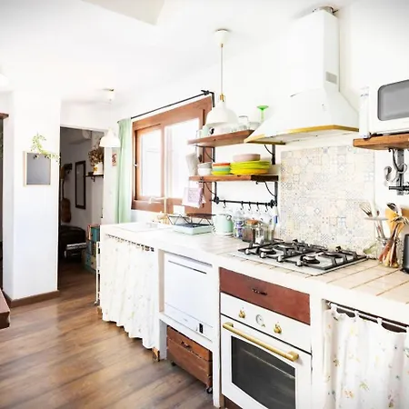 Bright With Ac And Rooftop Terrace In The Heart Of Cadiz